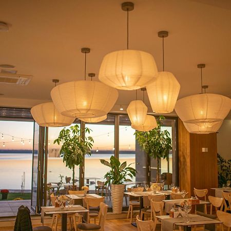 Hotel Poeme Mamaia Retreat Extérieur photo