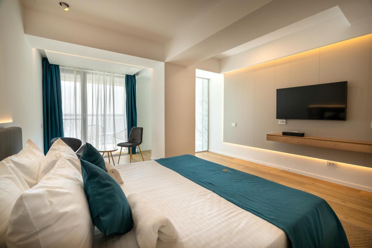 Hotel Poeme Mamaia Retreat Extérieur photo