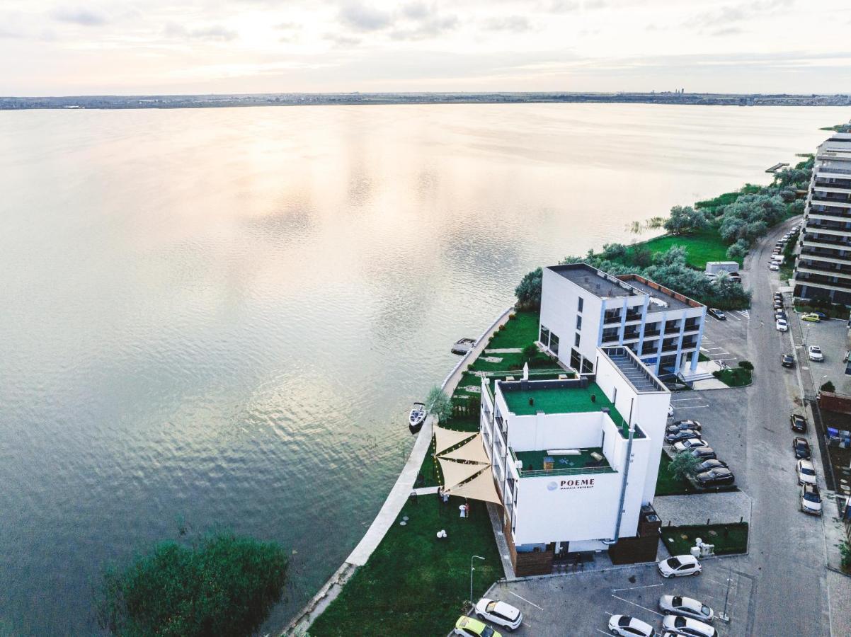 Hotel Poeme Mamaia Retreat Extérieur photo